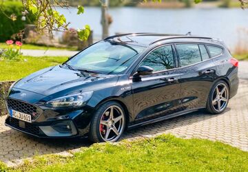 Ford Focus 94.444 km 17.900 &euro; Simmerath 52152