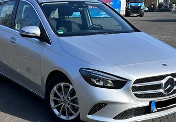 Mercedes-Benz 220 21.960 km 31.500 &euro; Aachen 52076