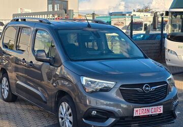 Opel Combo 208.000 km 7.999 &euro; Düren 52353