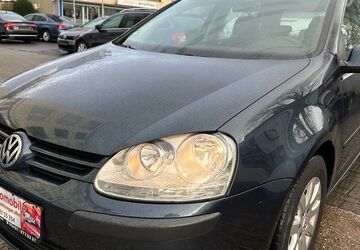 VW Golf 305.745 km 2.699 &euro; Düren 52353
