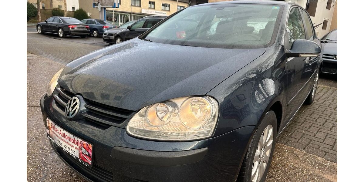 VW Golf 305.745 km 2.699 &euro; Düren 52353