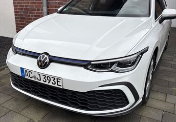 VW Golf 98.862 km 18.290 &euro; Geilenkirchen 52511