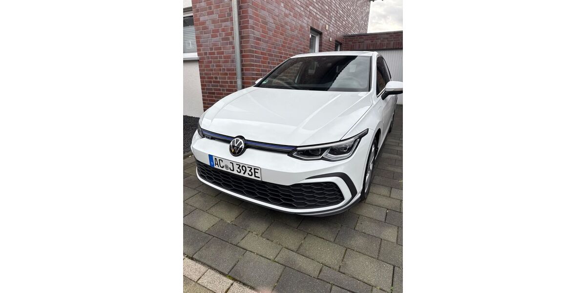 VW Golf 98.862 km 18.290 &euro; Geilenkirchen 52511