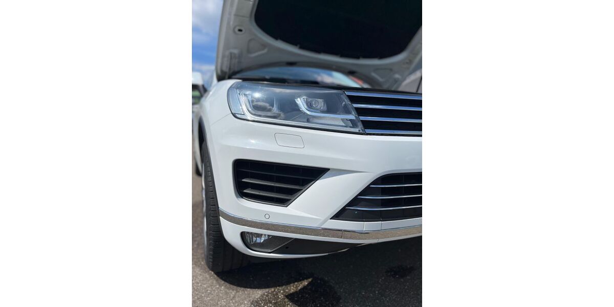 VW Touareg 220.000 km 16.950 &euro; Selfkant 52538