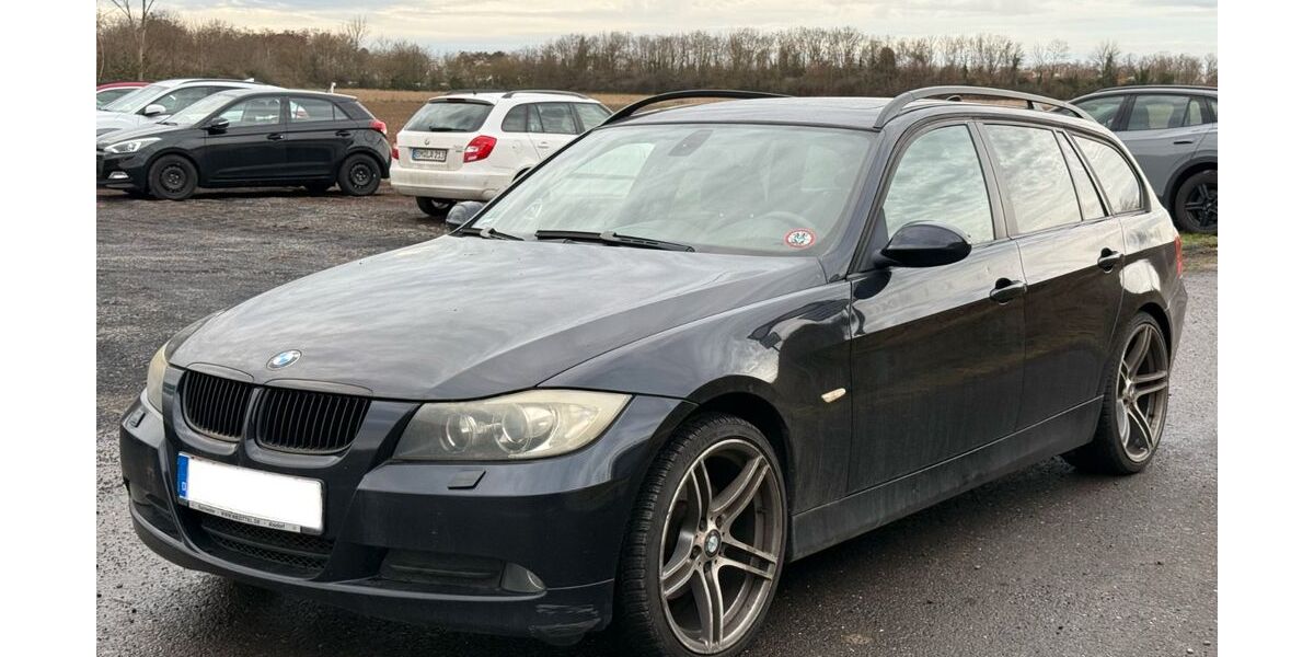 BMW 320 226.900 km 3.990 &euro; Düren 52349