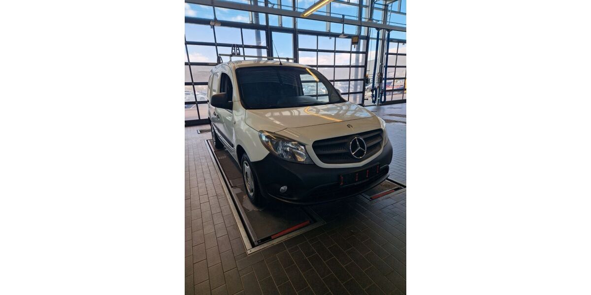 Mercedes-Benz Citan 145.000 km 5.500 &euro; Aachen 52070