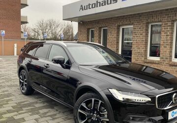Volvo V90 Cross Country 18.450 km 54.490 &euro; Übach-Palenberg 52531