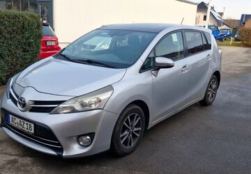 Toyota Verso 269.000 km 5.300 &euro; Eschweiler 52249