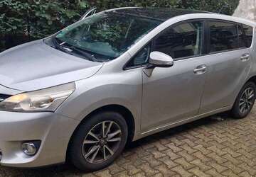 Toyota Verso 269.000 km 5.300 &euro; Eschweiler 52249