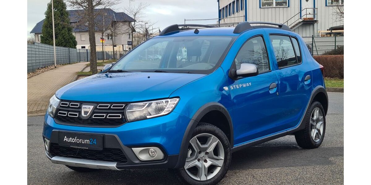 Dacia Sandero 50.000 km 11.499 &euro; Jülich 52428