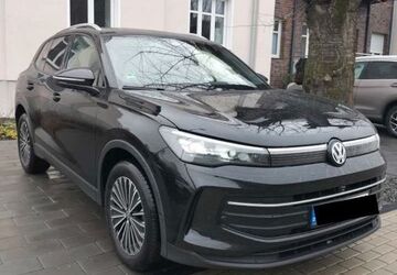 VW Tiguan 22.000 km 31.500 &euro; Aachen 52062