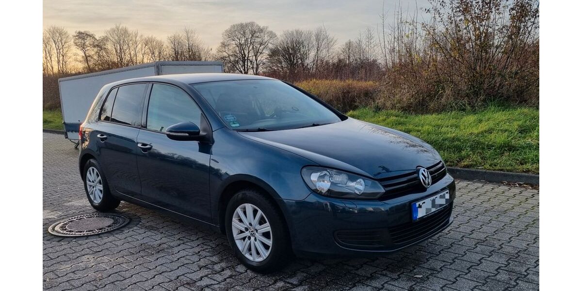 VW Golf 176.000 km 4.700 &euro; Aachen 52078