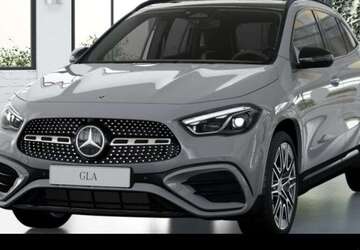 Mercedes-Benz GLA 200 9.900 km 43.490 &euro; Aachen 52068