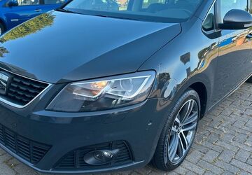 Seat Alhambra 206.000 km 17.499 &euro; würselen 52146