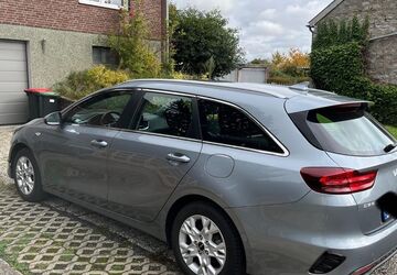 Kia ceed Sportswagon 54.000 km 17.000 &euro; Aachen 52076