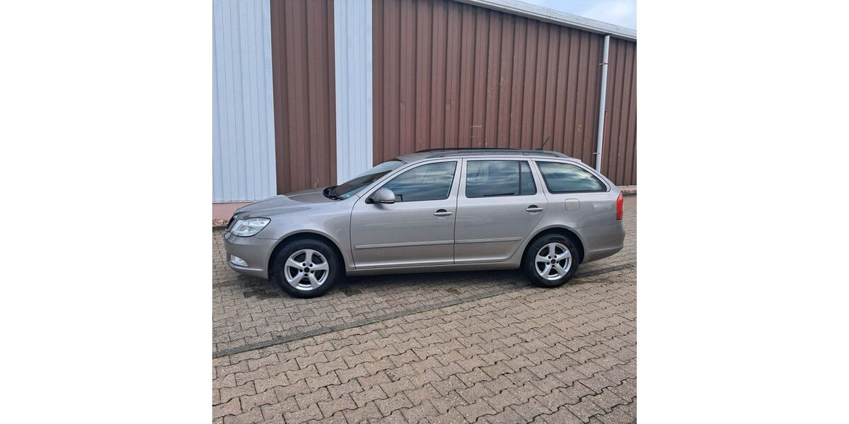 Skoda Octavia 100.000 km 6.750 &euro; Herzogenrath 52134