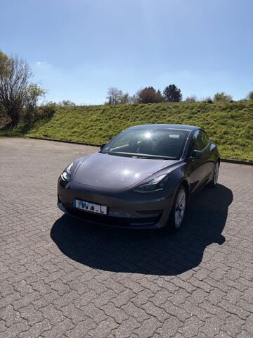 Gebrauchte Tesla Model 3
