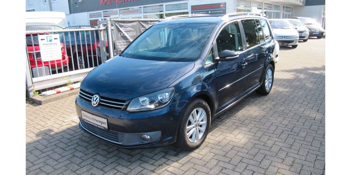 VW Touran 153.400 km 9.199 &euro; Düren 52353