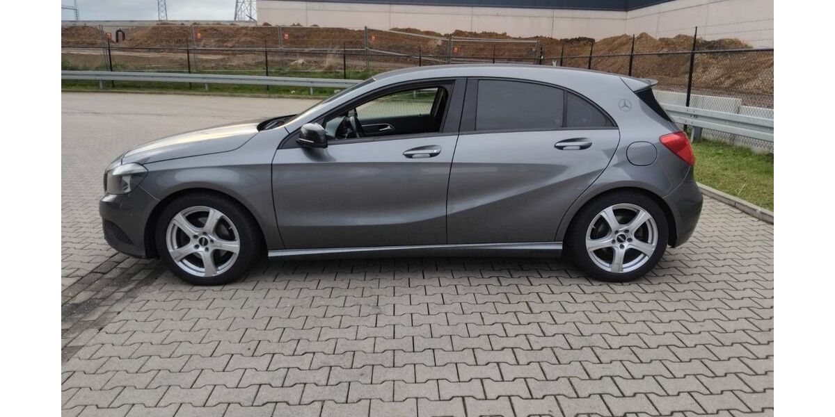Mercedes-Benz A 180 196.000 km 7.699 &euro; Aachen 52068