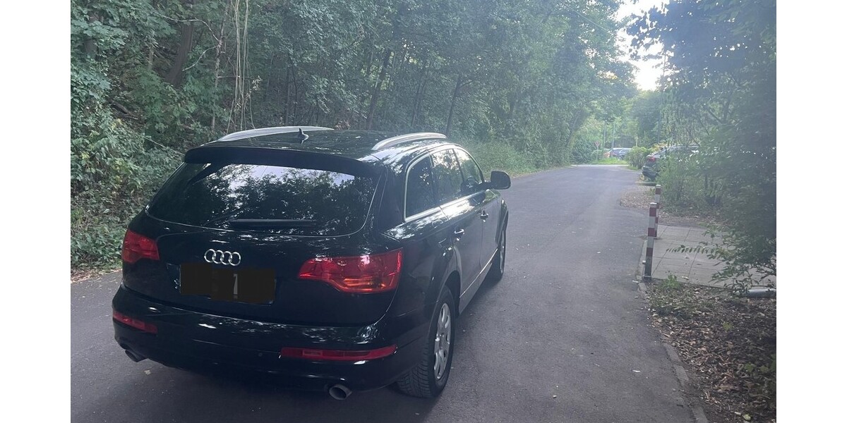 Audi Q7 305.000 km 9.999 &euro; Baesweiler 52499