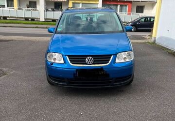 VW Touran 370.000 km 1.000 &euro; Aachen 52072