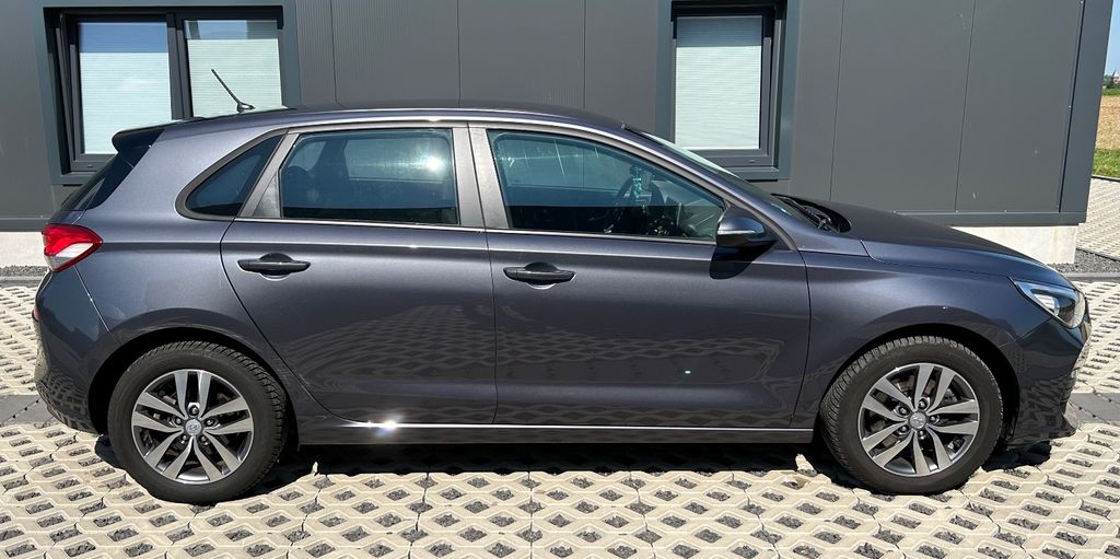 Hyundai i30 100.000 km 12.000 &euro; Alsdorf 52477