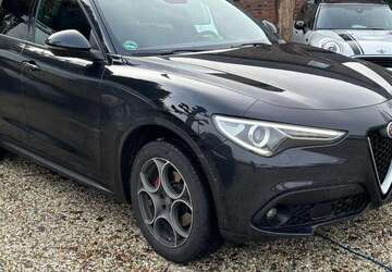 Alfa Romeo Stelvio 204.000 km 16.900 &euro; Geilenkirchen 52511