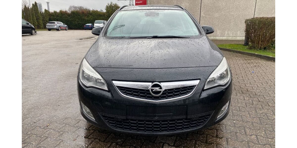 Opel Astra 122.000 km 4.800 &euro; Aachen 52070