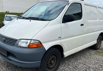 Toyota Hiace 200.000 km 4.690 &euro; Eschweiler 52249