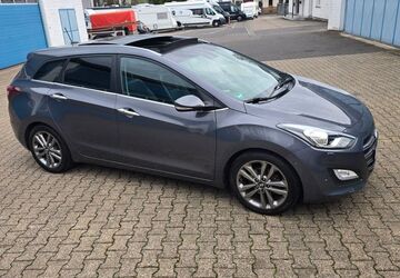 Hyundai i30 179.000 km 8.300 &euro; Aachen 52068