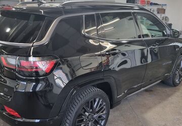 Jeep Compass 111.000 km 19.500 &euro; Gey 52393