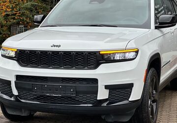 Jeep Grand Cherokee 63.000 km 37.490 &euro; Jülich 52428