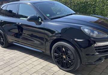 Porsche Cayenne 188.900 km 30.900 &euro; aachen 52066
