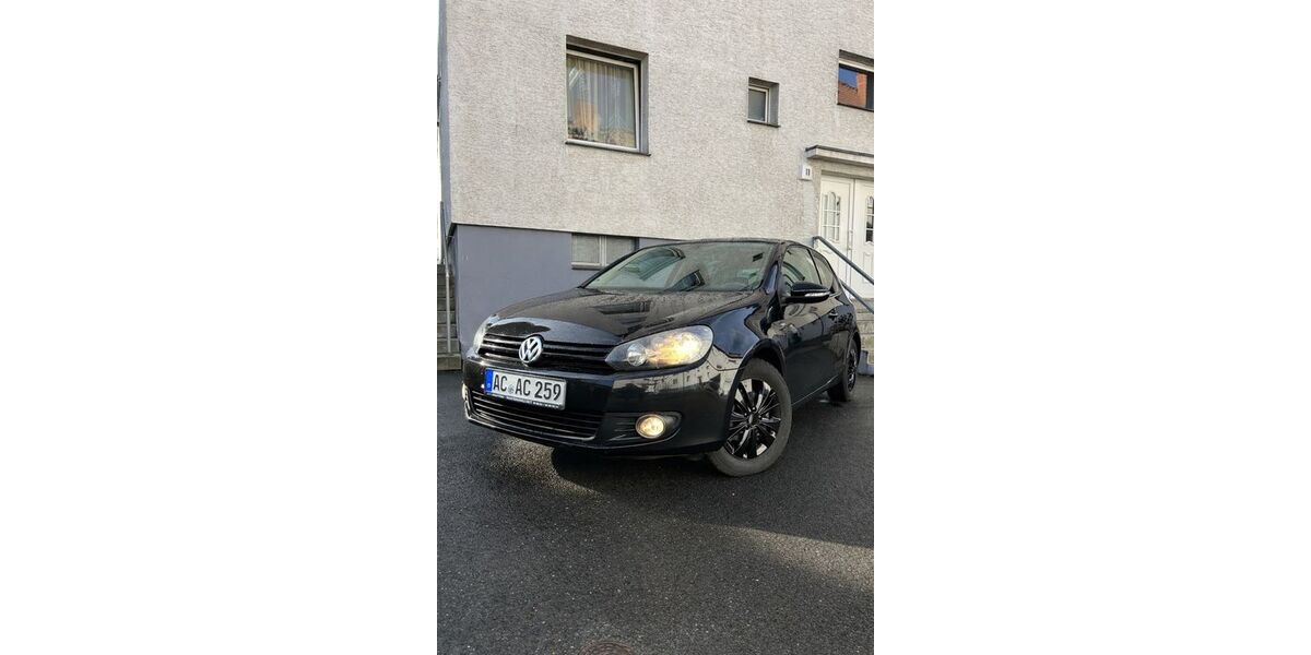 VW Golf 225.000 km 4.999 &euro; Aachen 52078