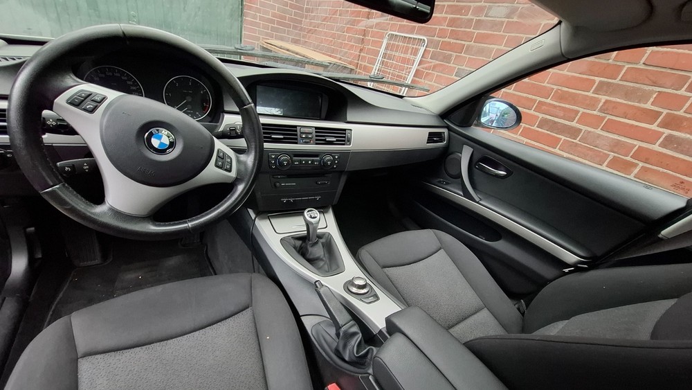 BMW E90 211.324 km 3.300 &euro; Aldenhoven 52457