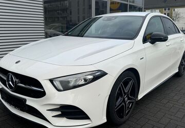 Mercedes-Benz A 180 117.900 km 23.600 &euro; Aachen 52078