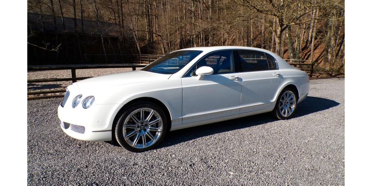 Bentley Continental Flying Spur 13.548 km 47.600 &euro; Monschau 52156