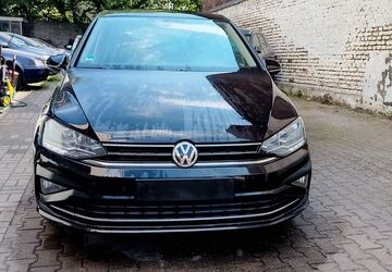 VW Golf 119.000 km 11.900 &euro; Aachen 52070