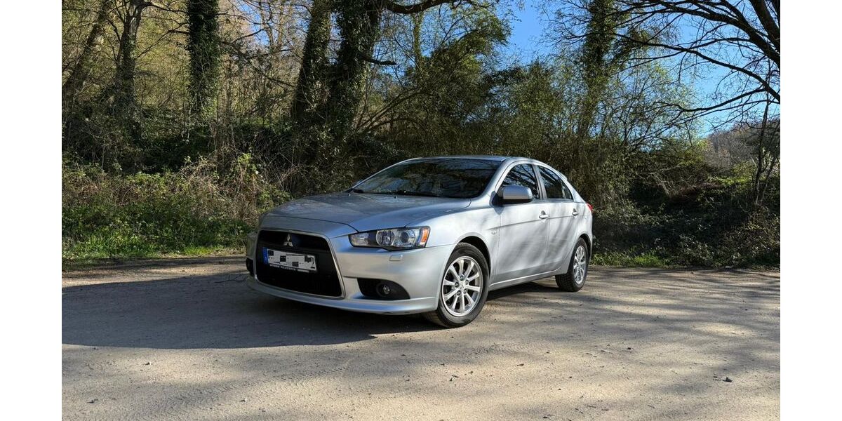 Mitsubishi Lancer 216.000 km 3.500 &euro; Aachen 52078