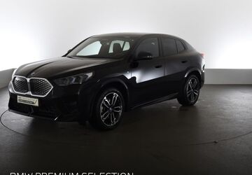 BMW iX2 5.921 km 49.690 &euro; Aachen 52078