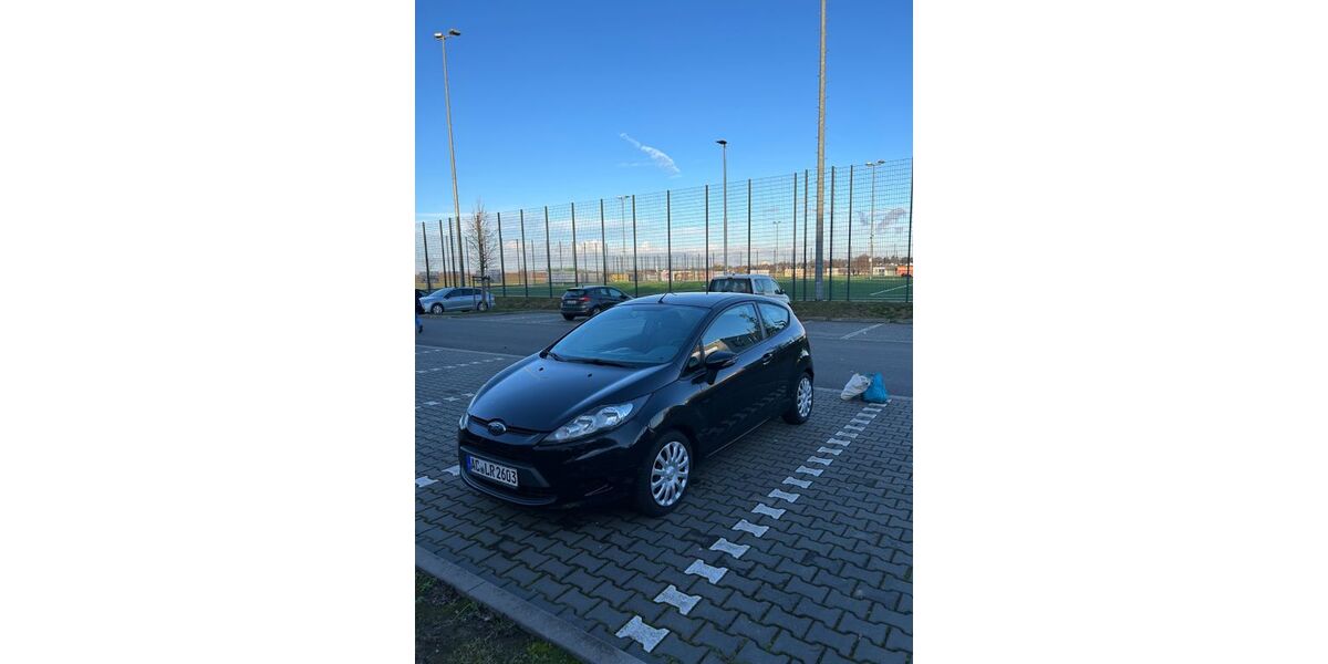 Ford Fiesta 147.000 km 2.500 &euro; Würselen 52146