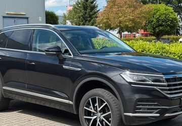VW Touareg 105.769 km 33.990 &euro; Alsdorf 52477