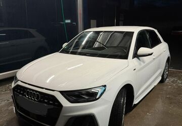 Audi A1 97.631 km 18.400 &euro; Roetgen 52159