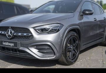 Mercedes-Benz GLA 200 7.610 km 45.490 &euro; Aachen 52068