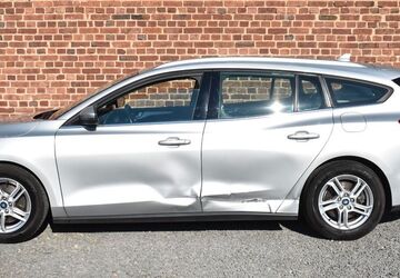 Ford Focus 132.000 km 4.790 &euro; Düren 52351