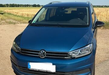VW Touran 116.000 km 18.999 &euro; Kreuzau 52372