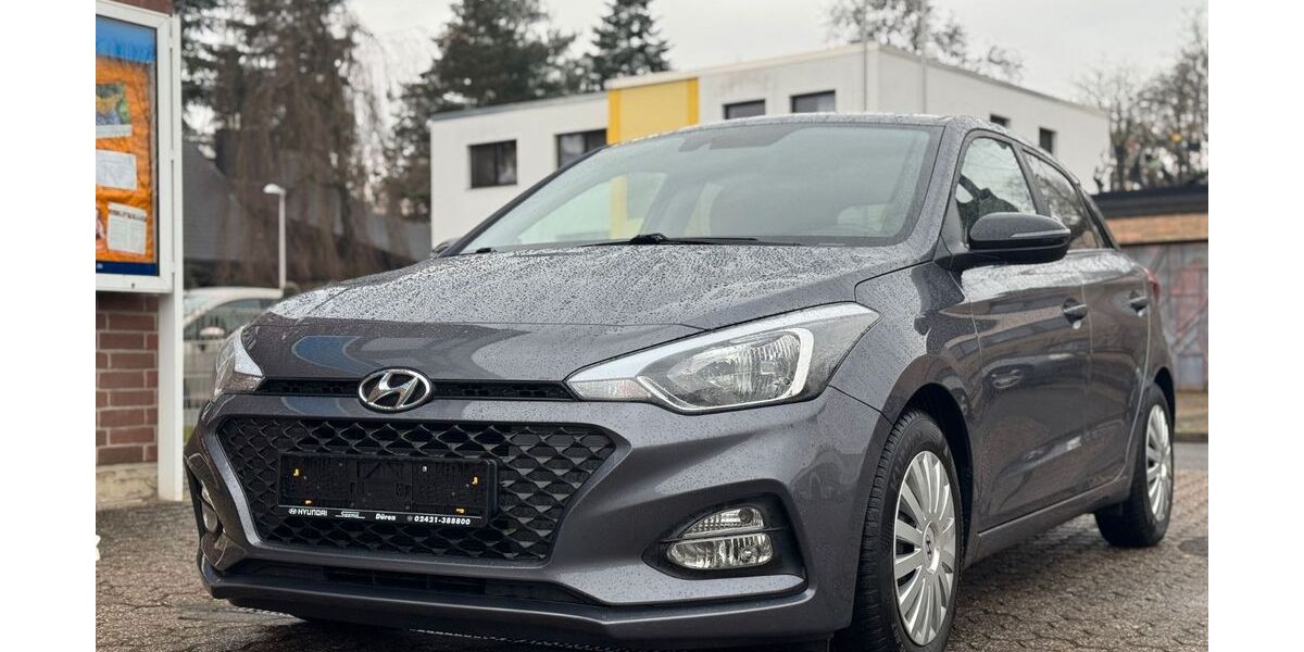 Hyundai i20 45.200 km 11.999 &euro; Düren 52349