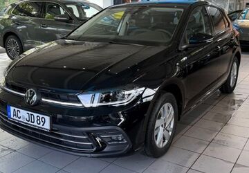 VW Polo 6.000 km 24.989 &euro; Baesweiler 52499