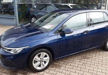 VW Golf 27.900 km 21.990 &euro; Monschau (bei Aachen) 52156
