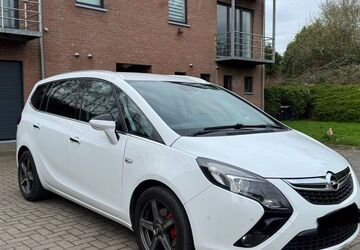 Opel Zafira Tourer 287.504 km 3.800 &euro; Aachen 52076